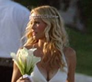 Erinn Bartlett Beach Wedding Hairstyle