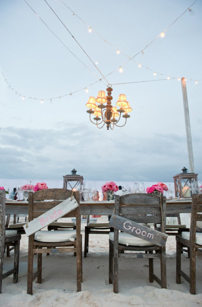 Lighting for Romantic Beach Wedding Decor